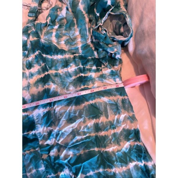 Torrid 4/5 plus size tie dye mini  challis cold shoulder  trapeze dress - Picture 4 of 5